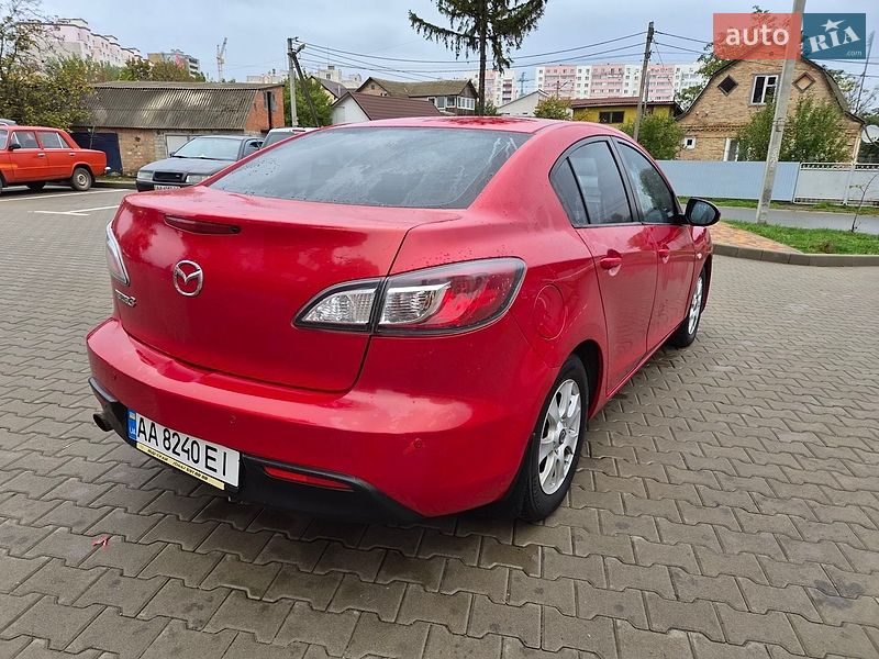 Седан Mazda 3 2011 в Борисполі