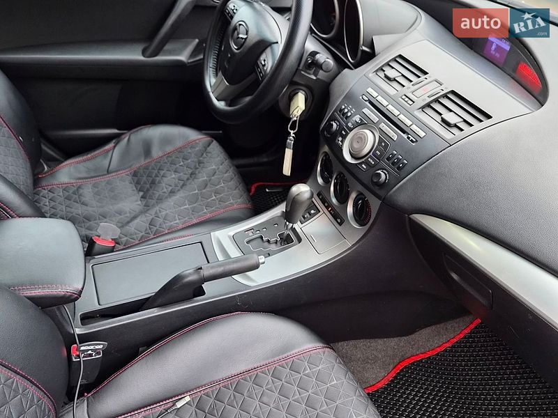 Седан Mazda 3 2011 в Борисполі