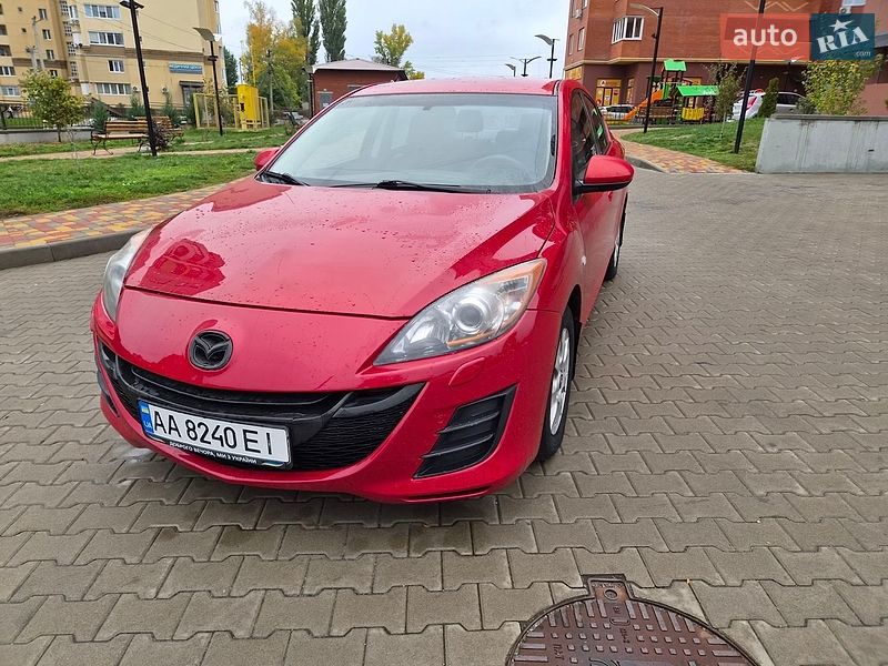 Седан Mazda 3 2011 в Борисполі