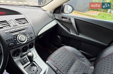 Седан Mazda 3 2011 в Борисполі