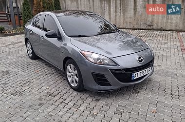 Седан Mazda 3 2011 в Івано-Франківську