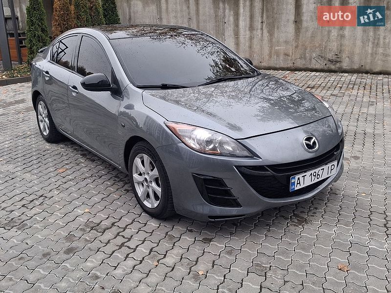 Седан Mazda 3 2011 в Івано-Франківську