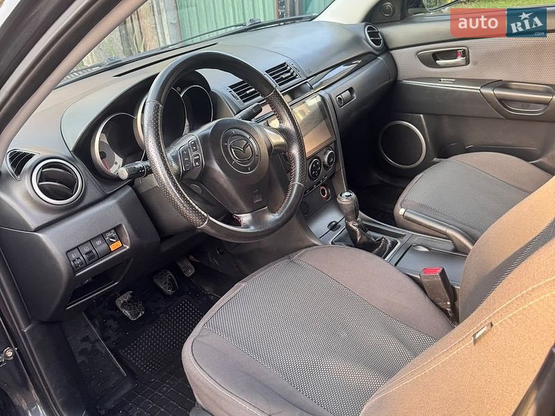 Седан Mazda 3 2007 в Рава-Русской