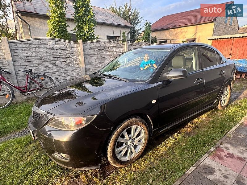 Седан Mazda 3 2007 в Рава-Русской