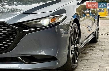 Седан Mazda 3 2023 в Дніпрі