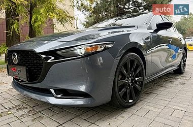 Седан Mazda 3 2023 в Дніпрі