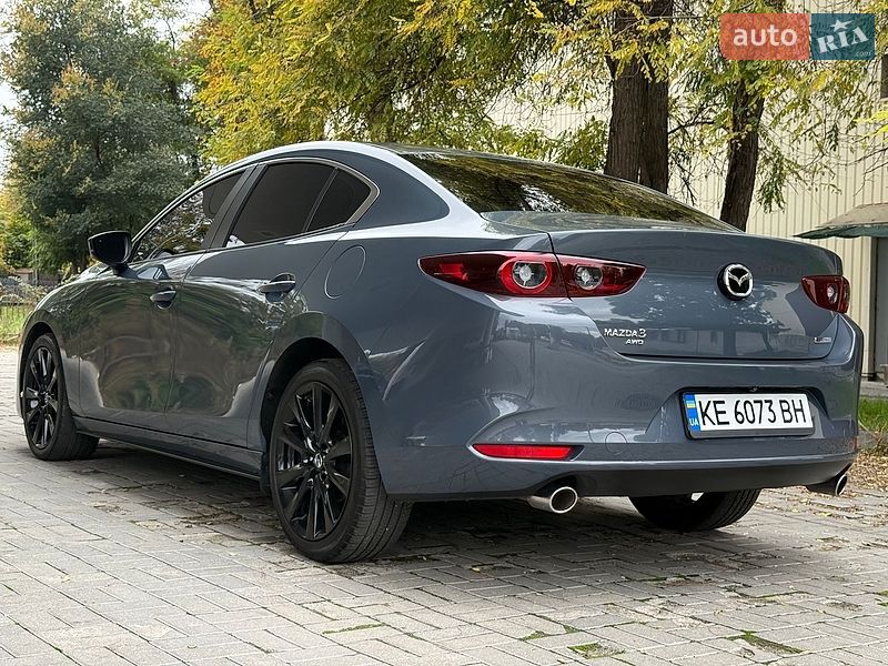 Седан Mazda 3 2023 в Дніпрі