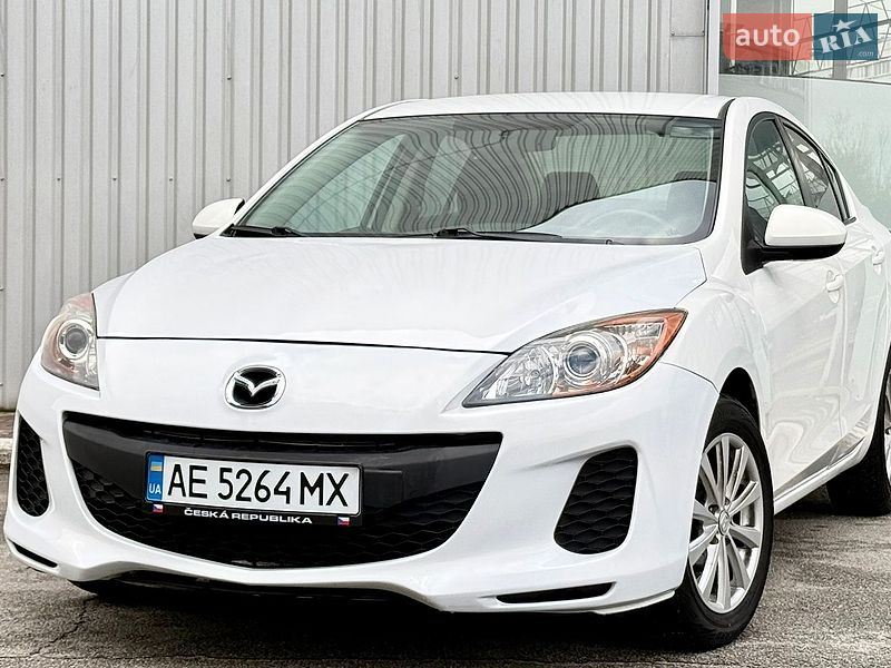 Седан Mazda 3 2013 в Запорожье
