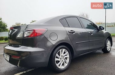 Седан Mazda 3 2011 в Черкассах