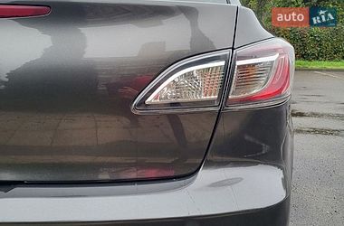 Седан Mazda 3 2011 в Черкассах