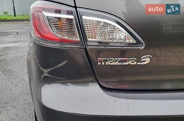 Седан Mazda 3 2011 в Черкассах