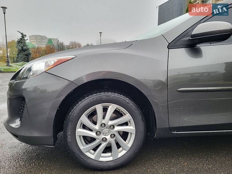 Седан Mazda 3 2011 в Черкассах