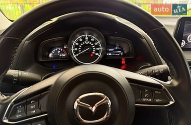 Хетчбек Mazda 3 2018 в Дніпрі