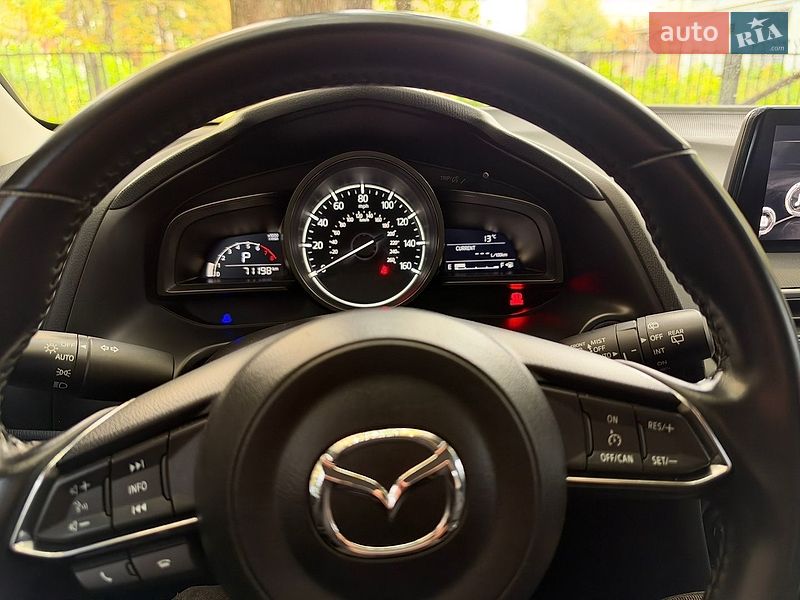 Хетчбек Mazda 3 2018 в Дніпрі