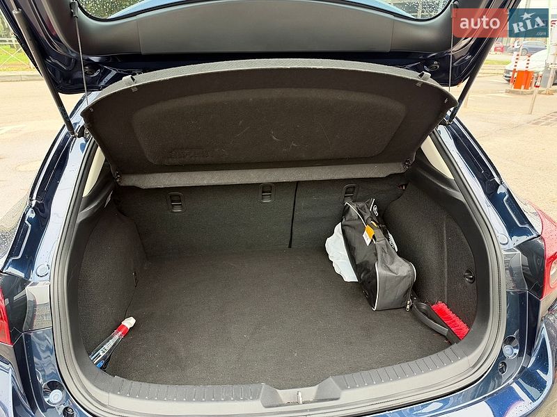 Хетчбек Mazda 3 2018 в Дніпрі