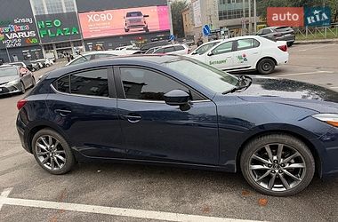 Хетчбек Mazda 3 2018 в Дніпрі