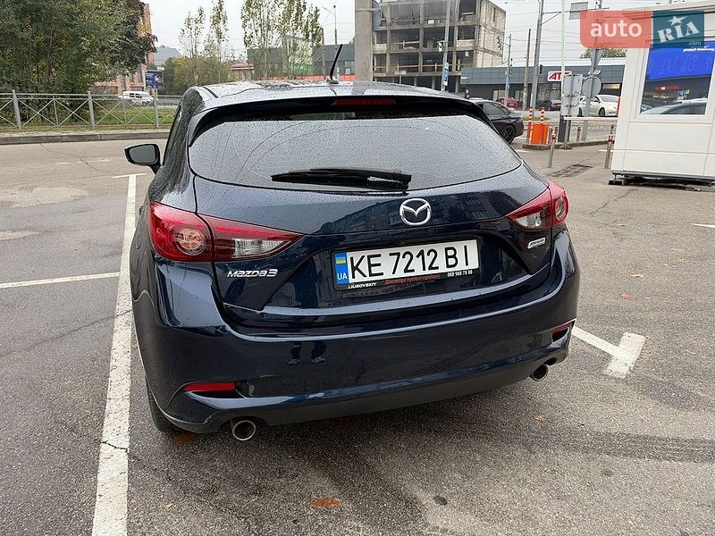 Хетчбек Mazda 3 2018 в Дніпрі