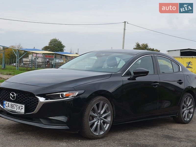 Седан Mazda 3 2021 в Черкасах