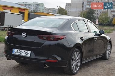 Седан Mazda 3 2021 в Черкасах