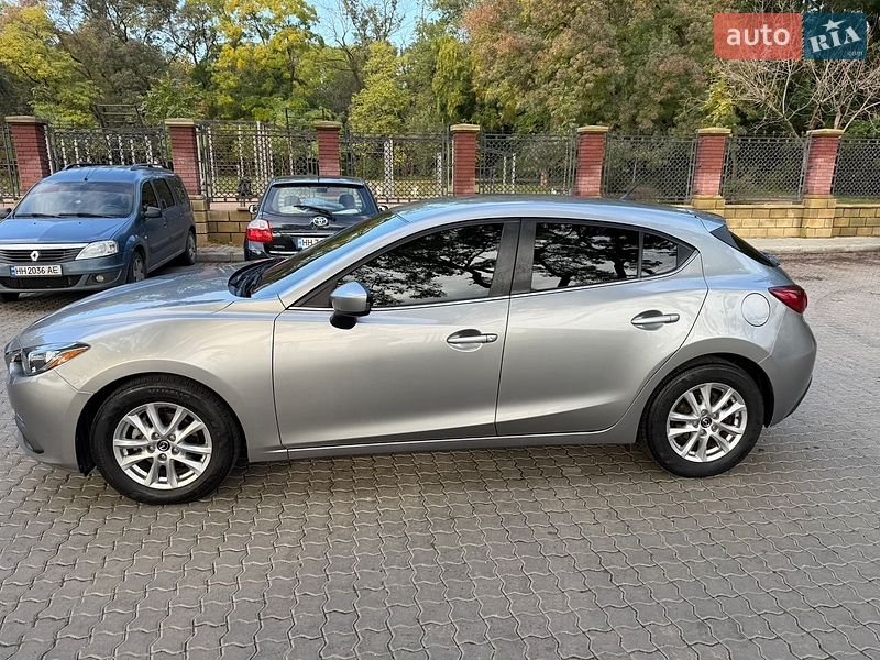 Хетчбек Mazda 3 2015 в Одесі