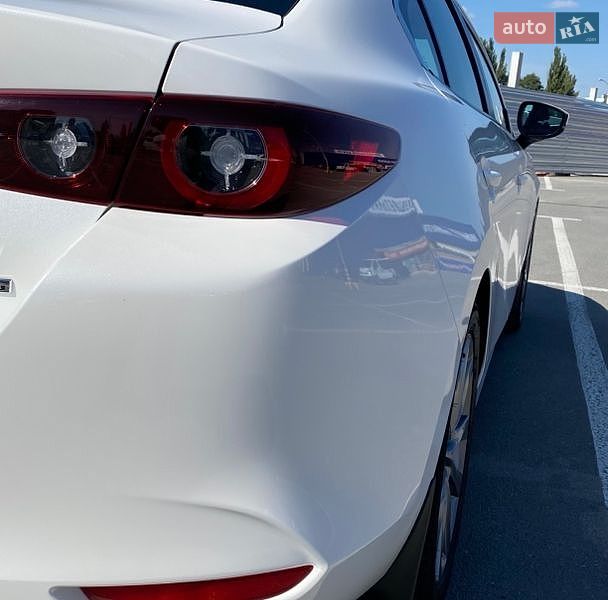Седан Mazda 3 2023 в Кам'янець-Подільському