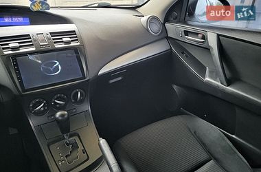Седан Mazda 3 2011 в Черкассах