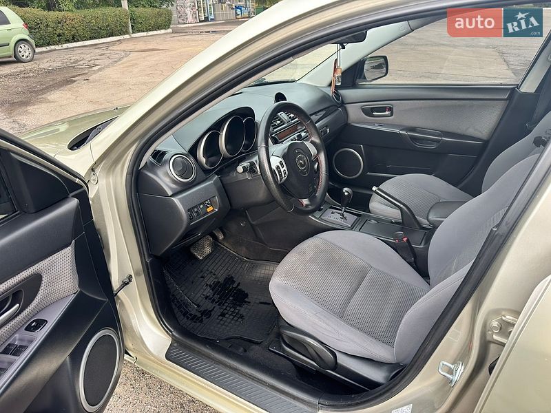 Хэтчбек Mazda 3 2007 в Днепре