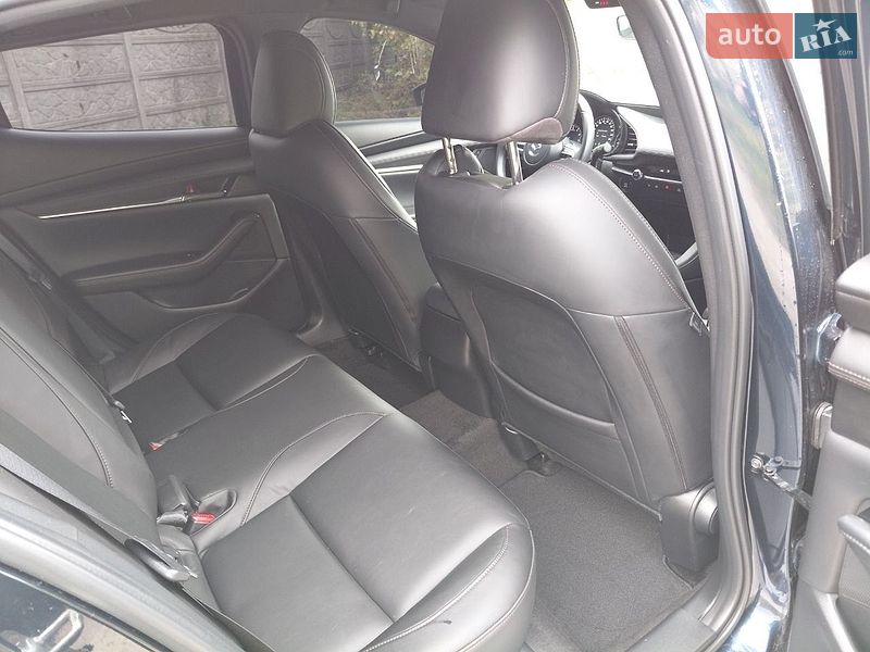 Хэтчбек Mazda 3 2023 в Днепре