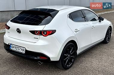 Хэтчбек Mazda 3 2021 в Киеве