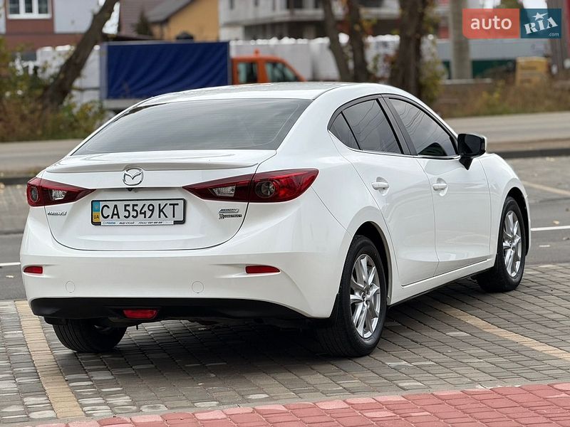 Седан Mazda 3 2014 в Виннице