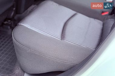 Седан Mazda 3 2014 в Виннице