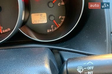 Седан Mazda 3 2003 в Киеве
