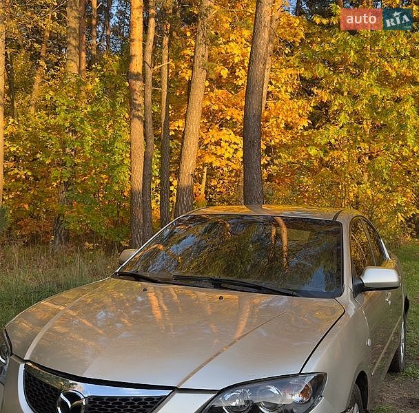 Седан Mazda 3 2006 в Луцьку