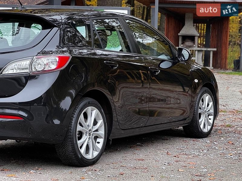 Хэтчбек Mazda 3 2010 в Виннице