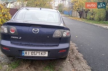 Седан Mazda 3 2005 в Буче