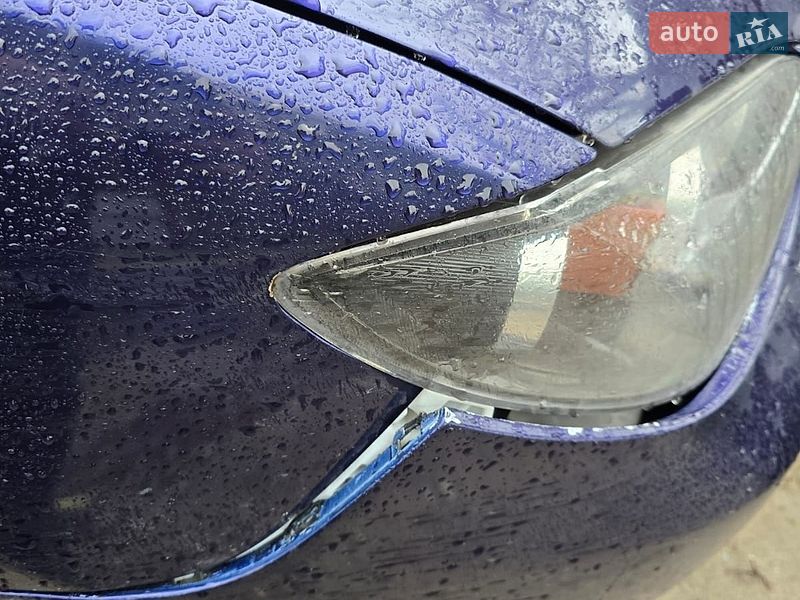 Седан Mazda 3 2005 в Буче