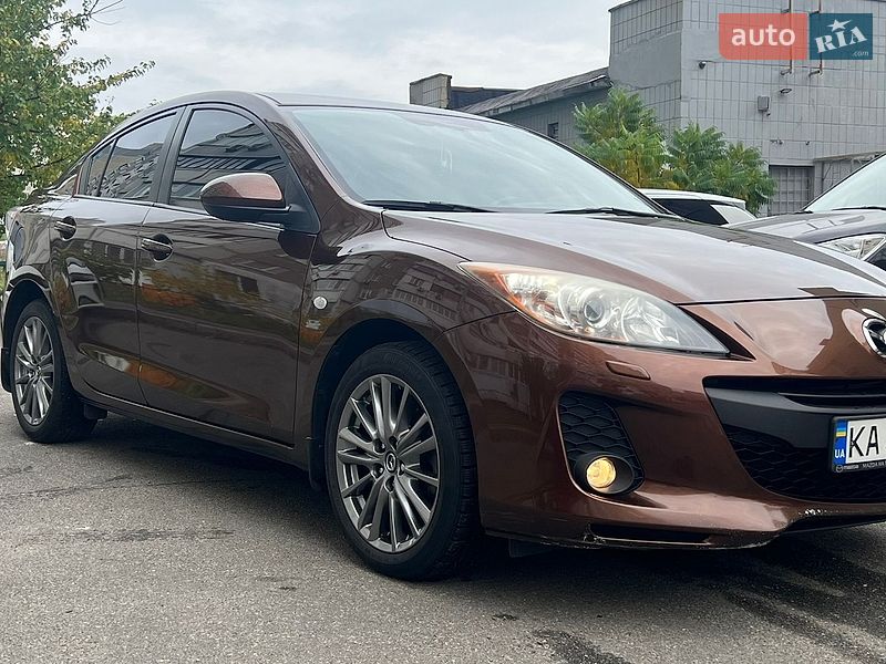 Седан Mazda 3 2012 в Києві