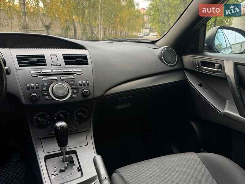Хетчбек Mazda 3 2010 в Києві