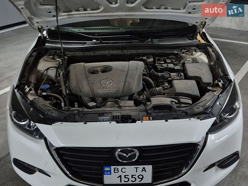 Хэтчбек Mazda 3 2017 в Львове