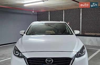 Хэтчбек Mazda 3 2017 в Львове