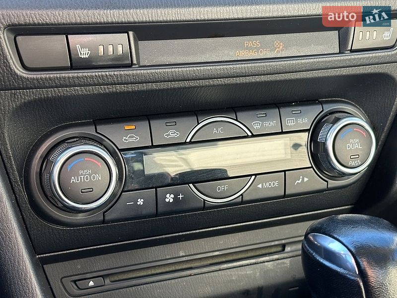 Седан Mazda 3 2014 в Івано-Франківську