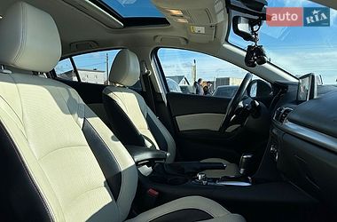 Седан Mazda 3 2014 в Івано-Франківську
