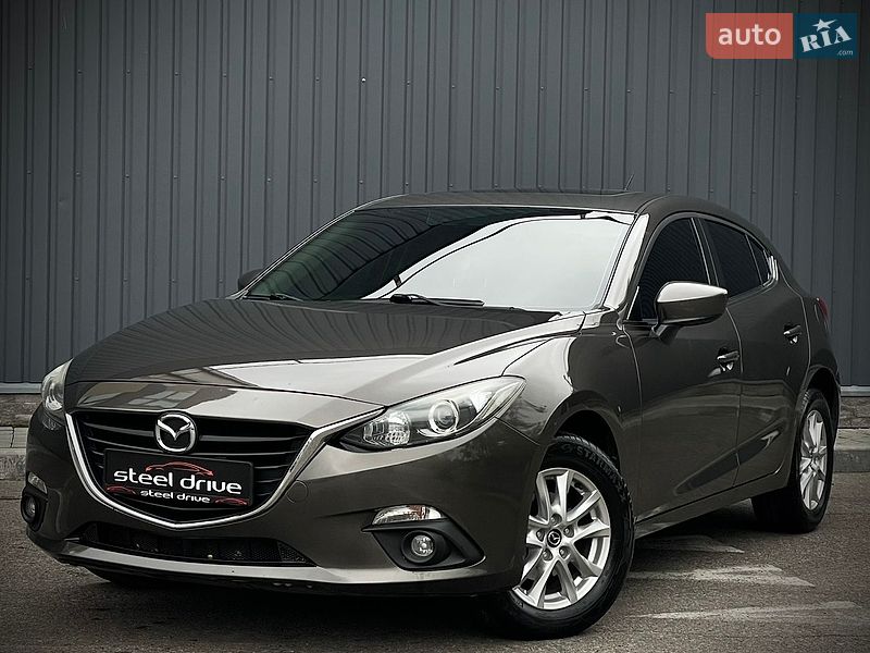 Mazda 3 2015