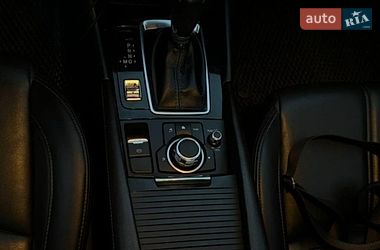 Седан Mazda 3 2017 в Миколаєві