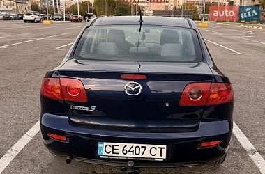 Седан Mazda 3 2005 в Чернівцях