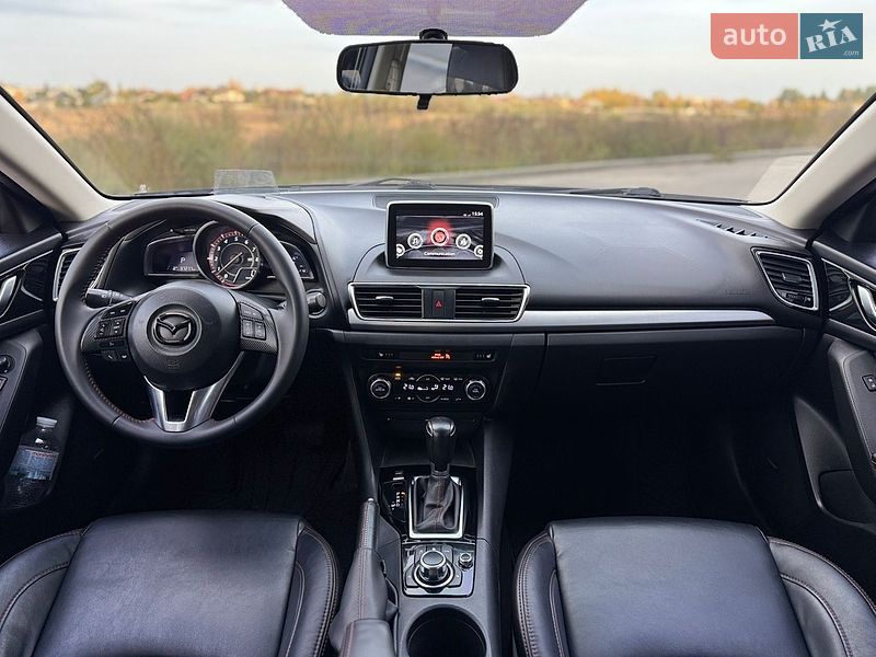 Хетчбек Mazda 3 2014 в Дніпрі