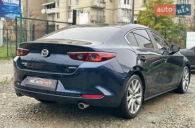 Седан Mazda 3 2019 в Ивано-Франковске