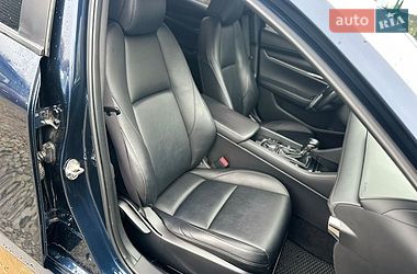 Седан Mazda 3 2019 в Ивано-Франковске