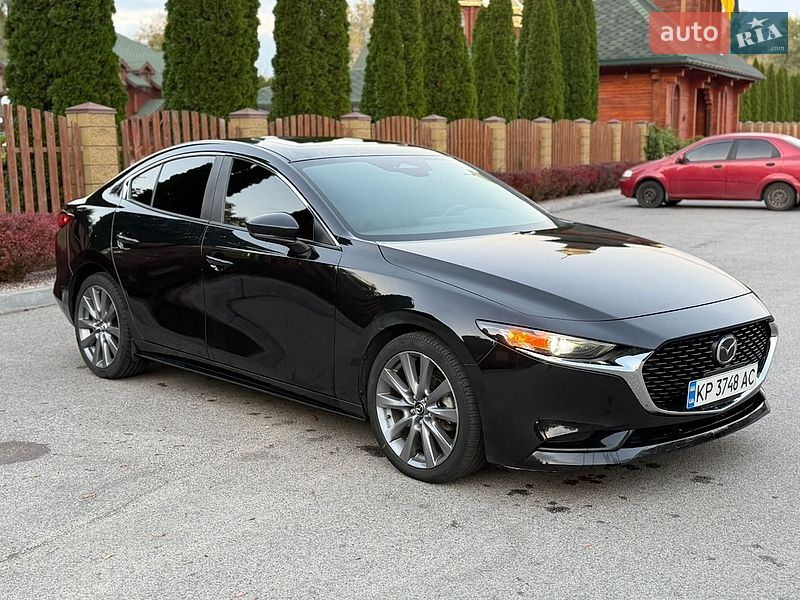 Седан Mazda 3 2024 в Днепре фото Седан Mazda 3 2024 в Днепре