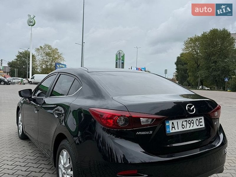 Седан Mazda 3 2017 в Києві